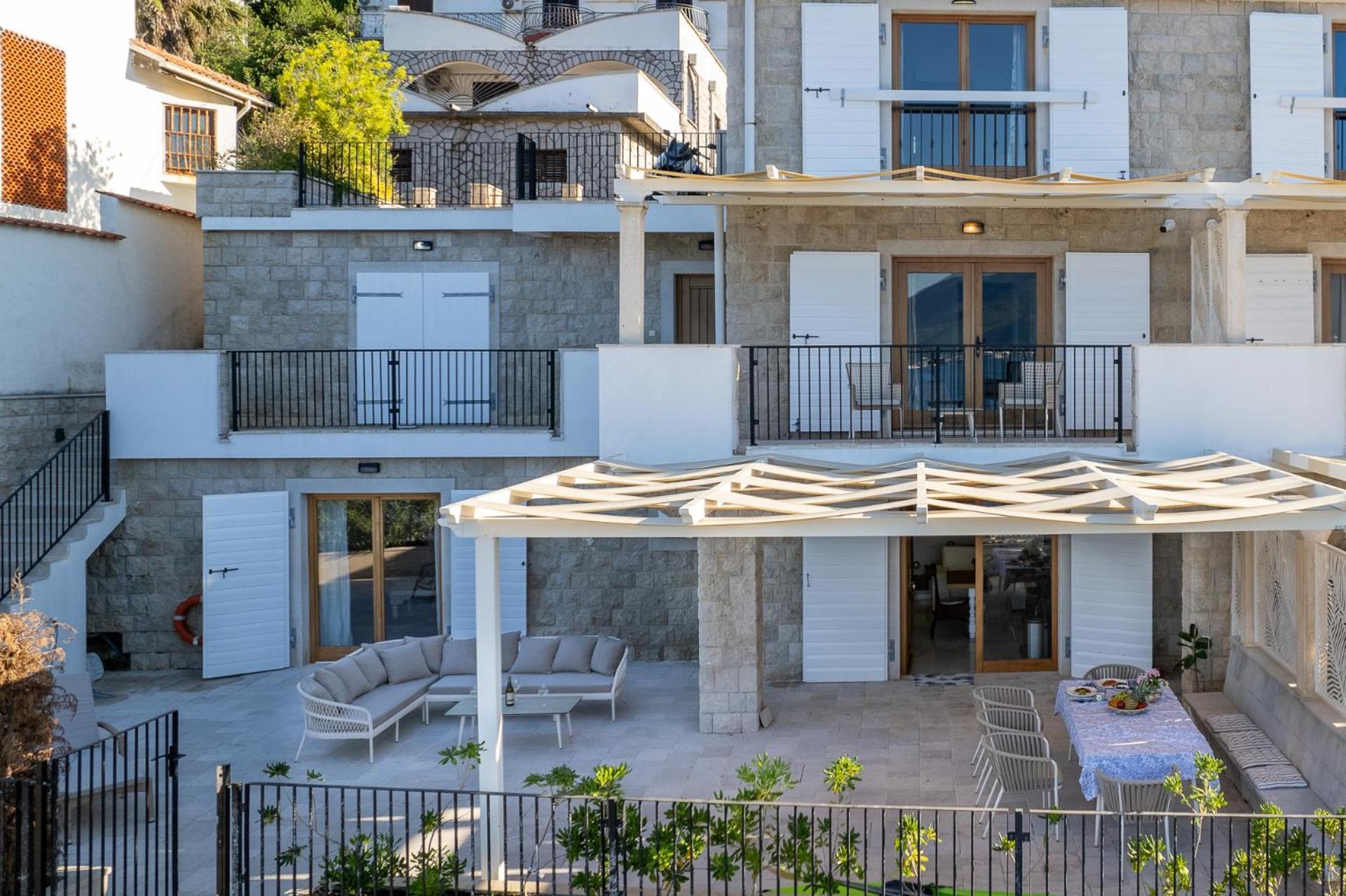 Villas Plitka Tivat Exterior photo