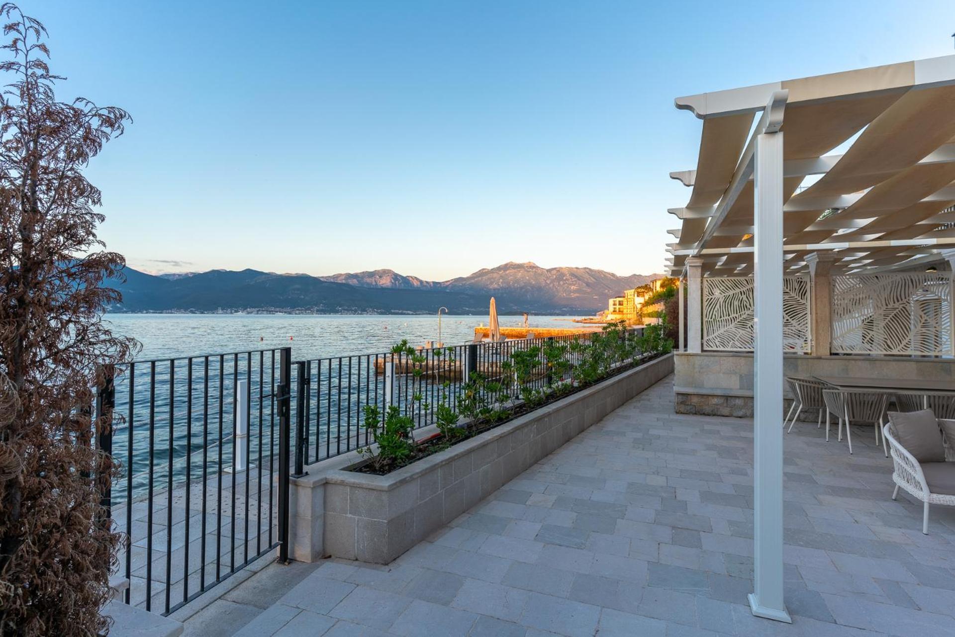 Villas Plitka Tivat Exterior photo